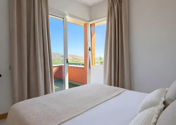 Sunset Oasis Βίλα