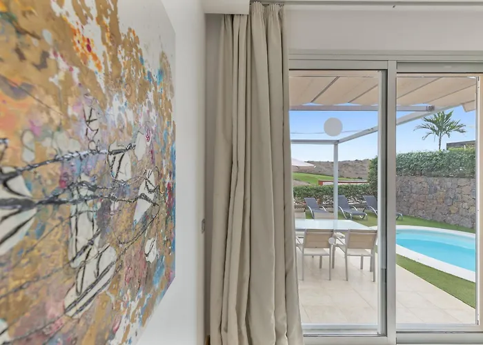 Sunset Oasis Βίλα